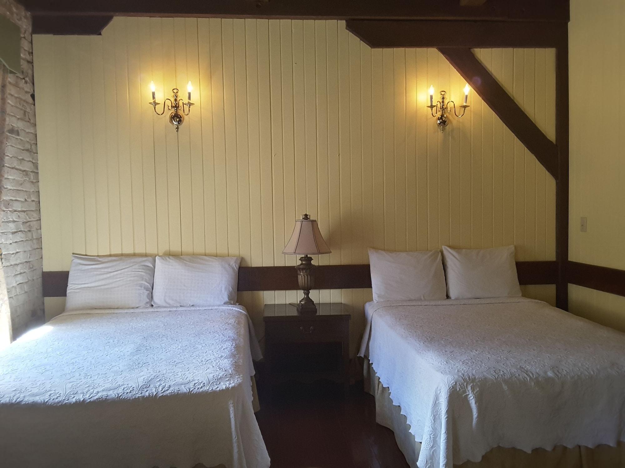 Copper And Lumber Store Hotel English Harbour エクステリア 写真